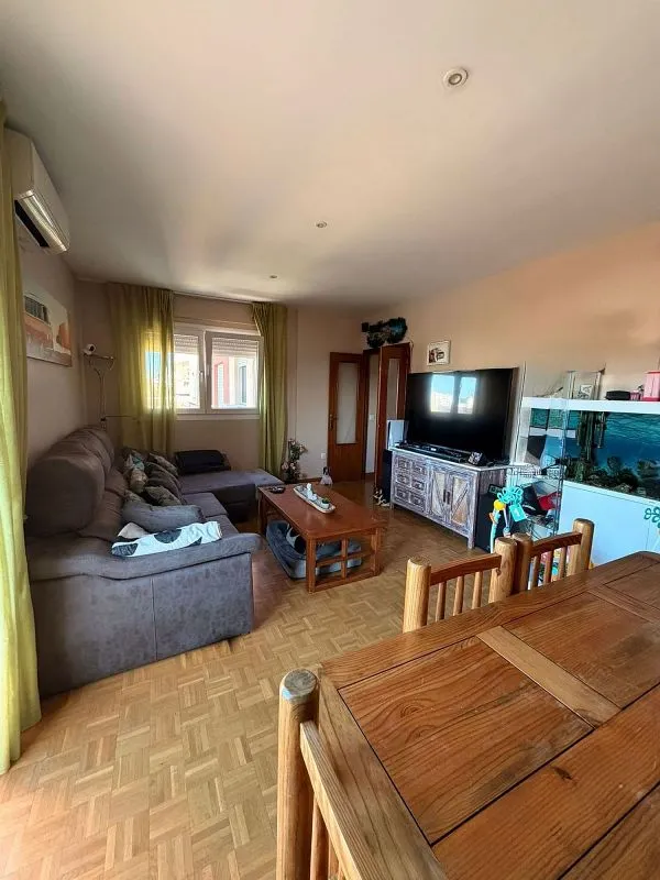 Elutuba - Apartment with Terrace in Casco Antiguo