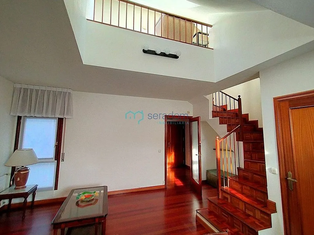 Pièces - Duplex with Ascender in Santurtzi