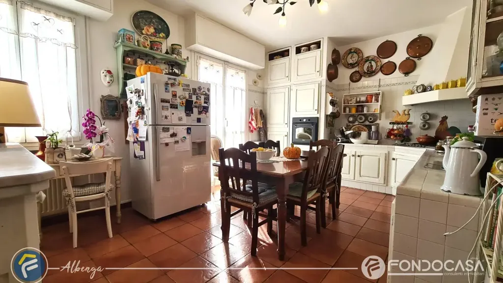 Köök - Spacious Apartment with Large Terrace in Albenga