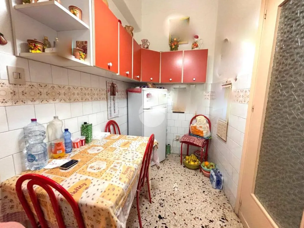 Söögituba - Twin-Storey Apartment with Balcony in Palermo