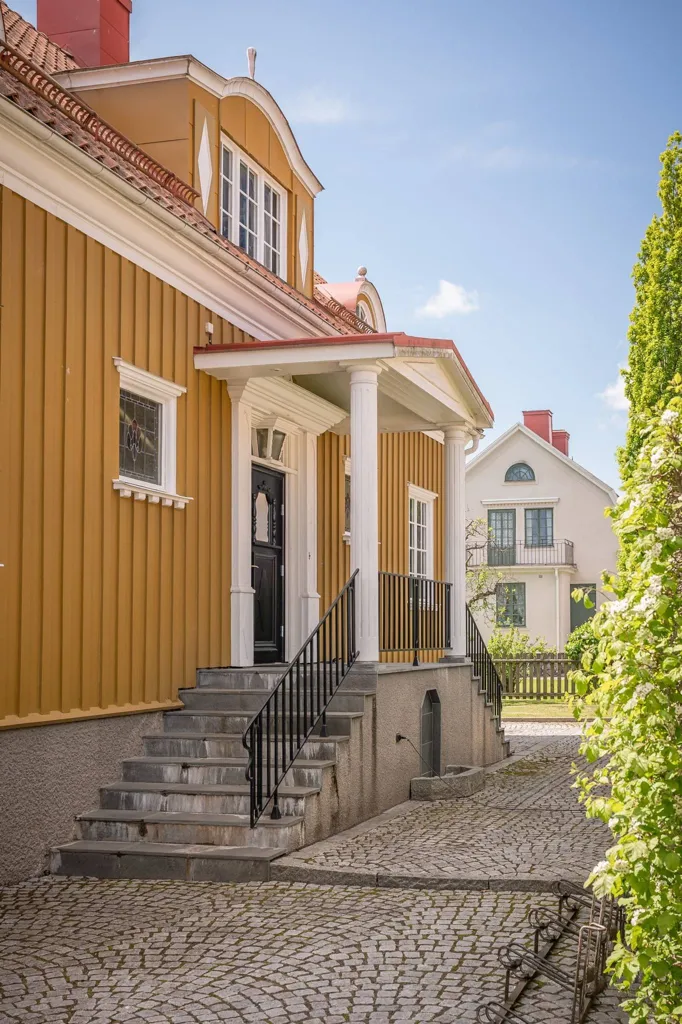 Extérieur - Characterful Villa with Pool in Klara, Karlstad