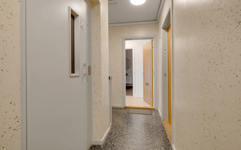 Ingresso - Apartment with Balcony in Ishøj