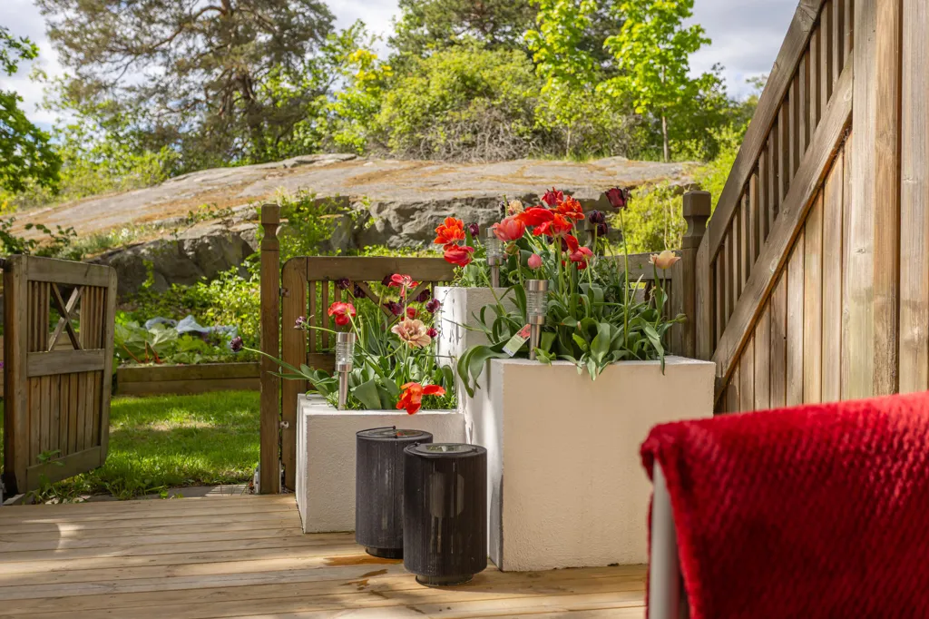Terrasse - Bostadsrätt with Garden in Jungfrudansen