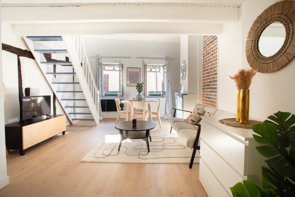 Séjour - Appartement T2 Meublé en Hyper Centre d’Albi