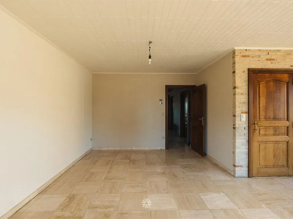 Toad - Light-Filled Semi-Detached House in Zottegem