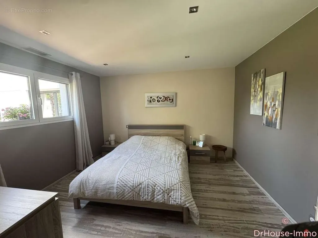 Chambres - Villa Contemporaine avec Piscine à Boulazac