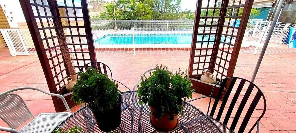 pool_area