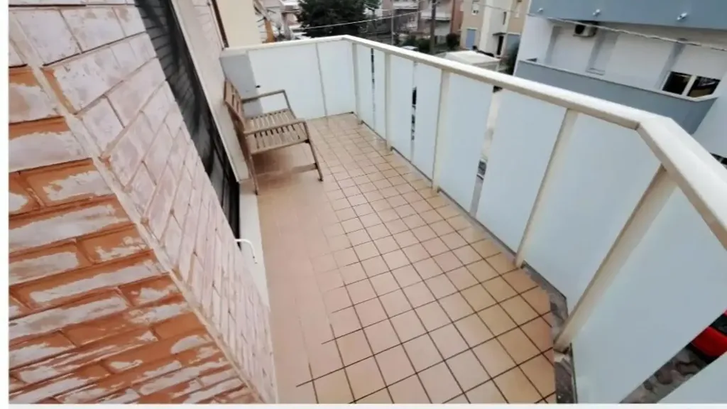 Balcon - Spacious Apartment with Balcony in Cesanella, Senigallia