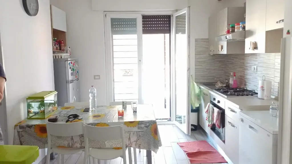 Cuisine - Armed Trilocale with Balcony in Rome