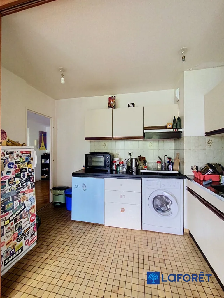 Cuisine - Appartement Spacieux avec Bow Window à Pantin