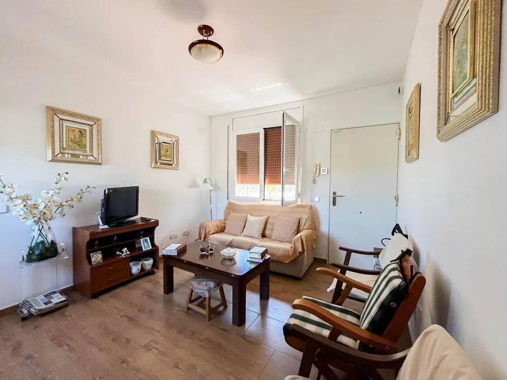 Elutuba - Chalet with Pool in Esparreguera