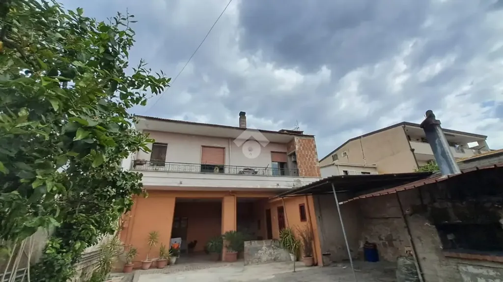 Exterior - Three-Bedroom Apartment with Fireplace in San Marcellino