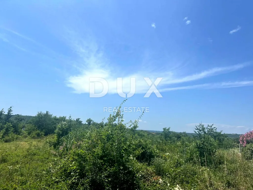 Aed - Urbanised Plot with Panoramic View in Istra
