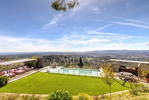 Piscine - Villa Luxueuse avec Piscine à Châteauneuf-Grasse