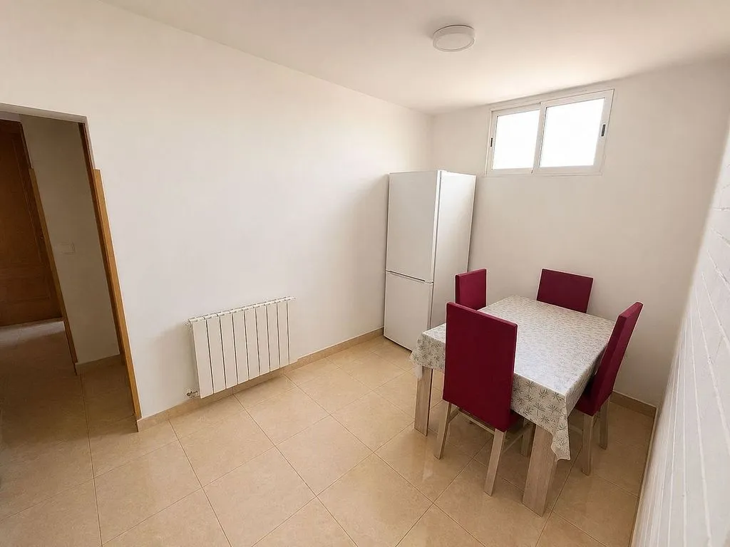 Sala da pranzo - Apartment with Terrace in Simancas, Madrid