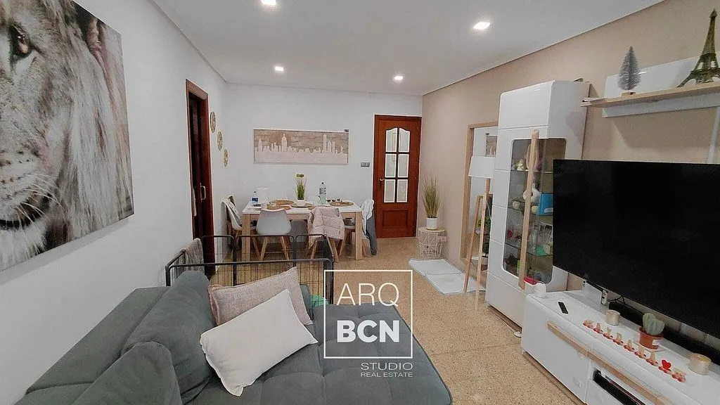 Elutuba - Apartment with Terrace in El Prat de Llobregat