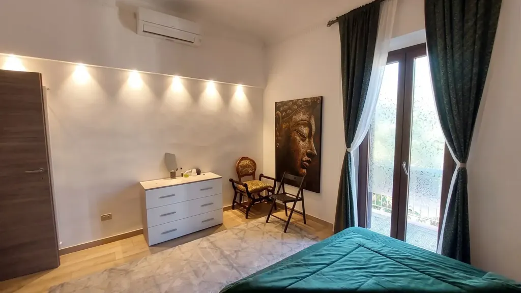 Magamistoad - Rustic 5-Bedroom Apartment in Florence