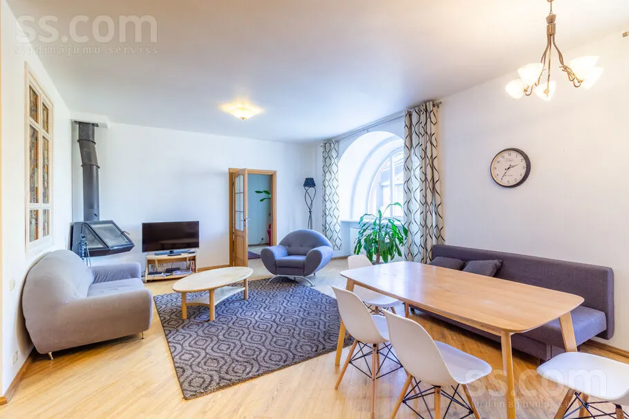 Elutuba - Two-Level Apartment in Old Riga