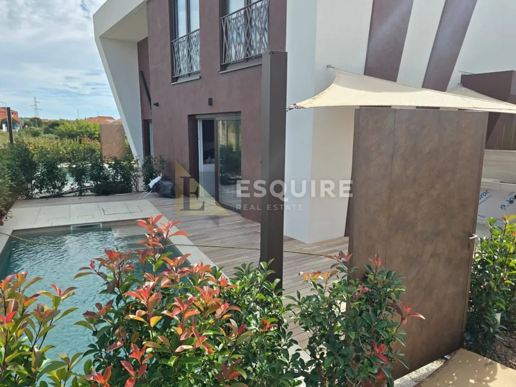Bassein - Smart Home Villa with Private Pools in Nin