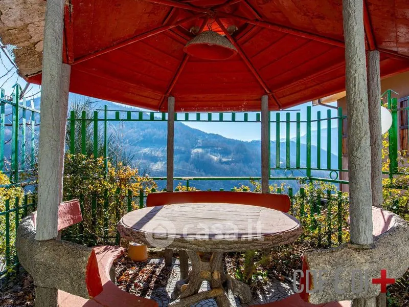 Terraza - Terraced Villa with Lake View in Rocca Sinibalda