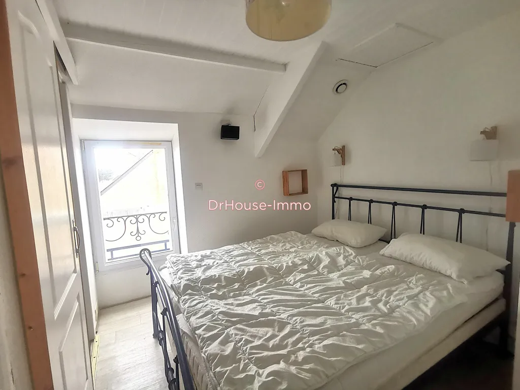 Bedrooms - Charming Two-Bedroom Apartment in Batz-sur-Mer