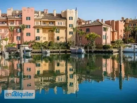 Luxury Apartment with Marina Views in Sotogrande