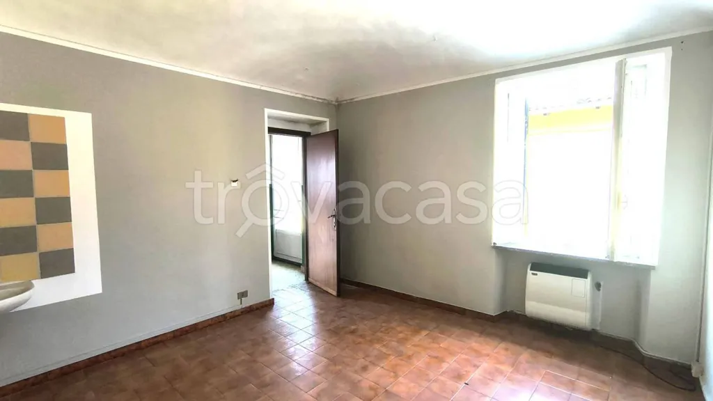 Toad - Triplex Apartment with Balconies in Chivasso