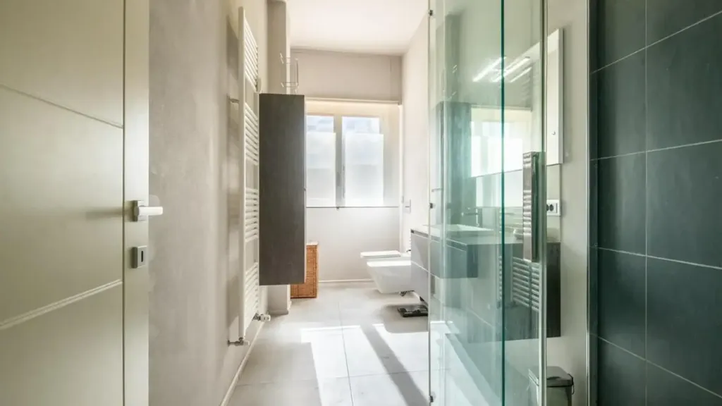 Bagni - Luxury Apartment with Balcony in Pisa