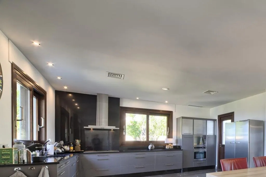Cuisine - Luxury Villa with Private Pool in Benahavís