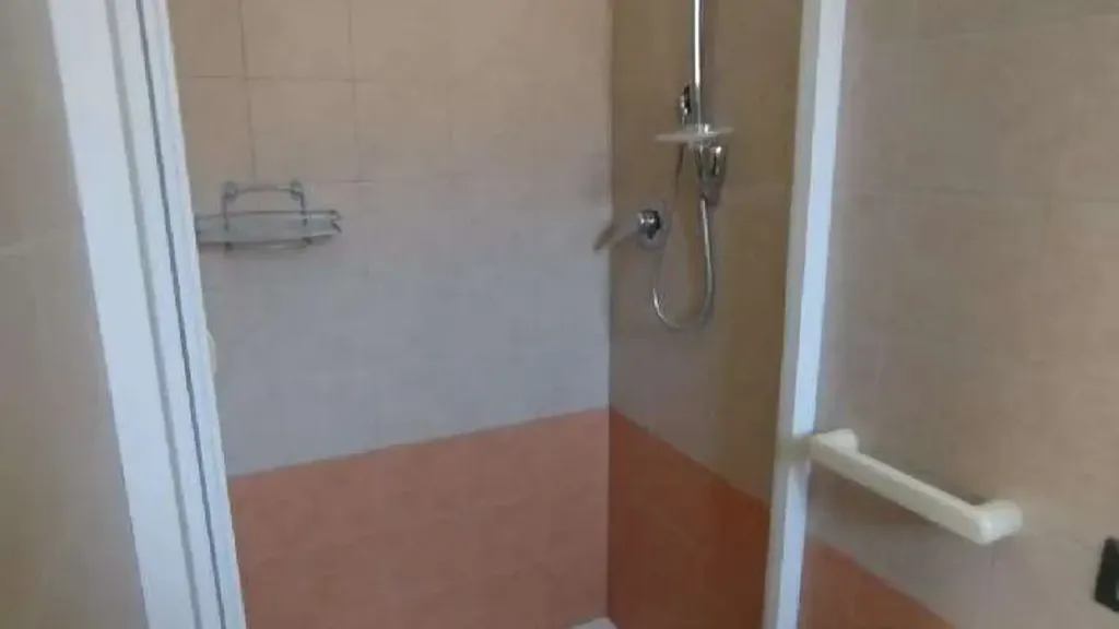 Salles de bain - Multifunctional Property with Pool in San Lorenzo Maggiore