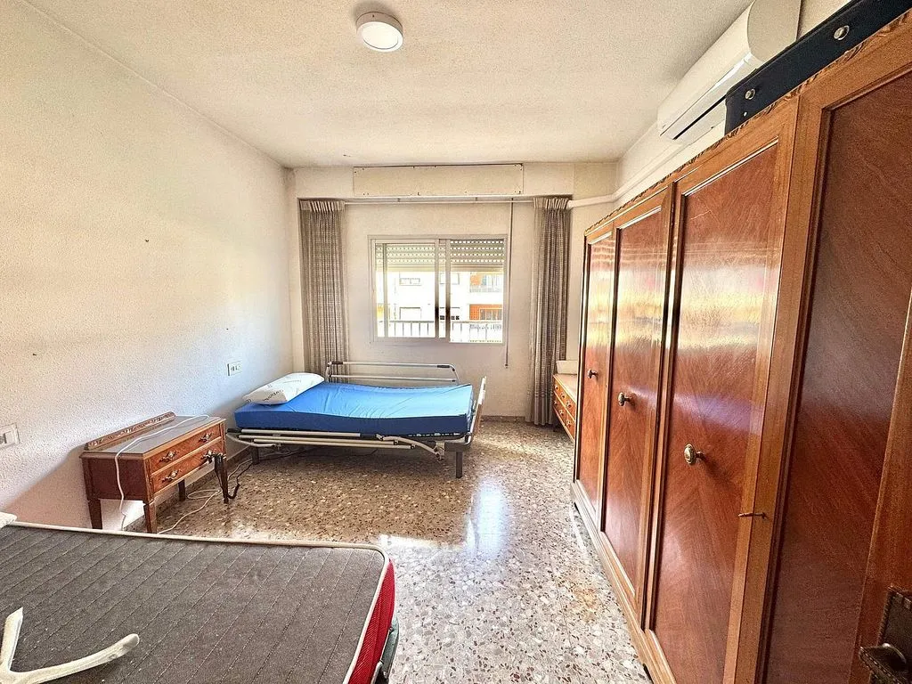 Chambres - Apartment with Balcón in Gandía