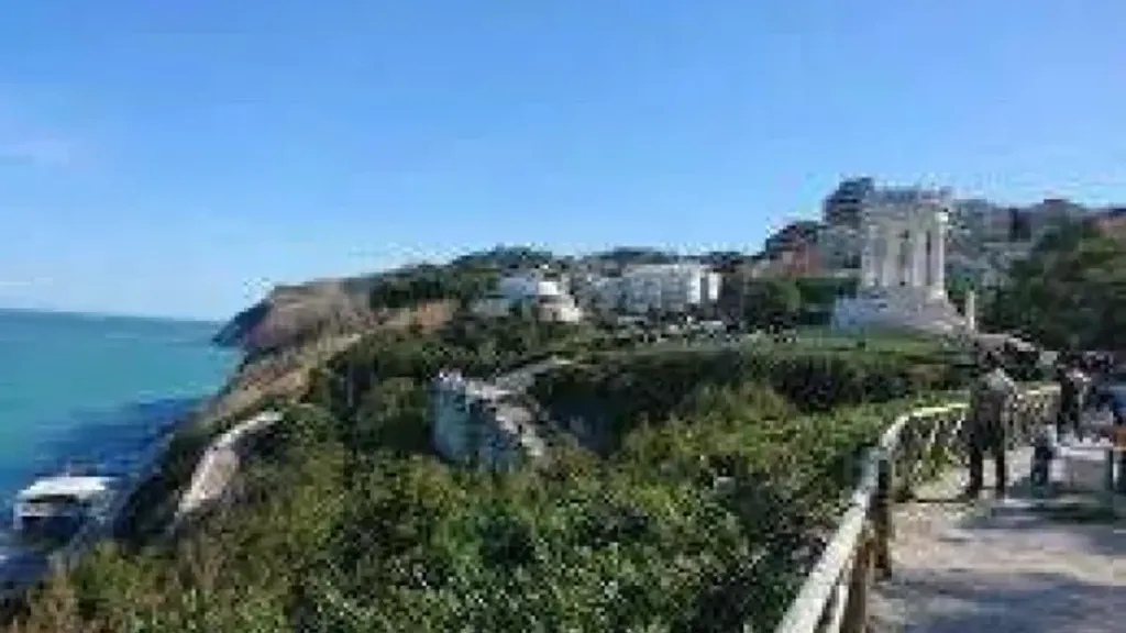 Spacious Apartment with Balcony in Ancona