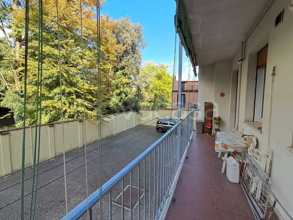 Balcon - Apartment with Balcony in Ferrara Centre