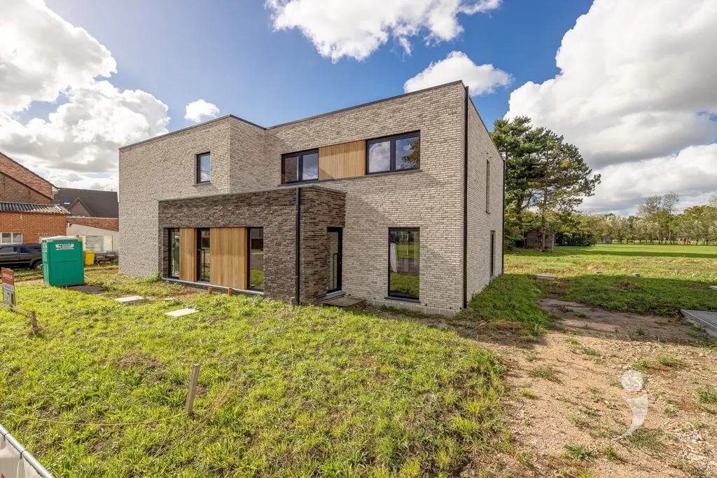 Extérieur - Maison Économe en Énergie avec Terrasse à Ramsel