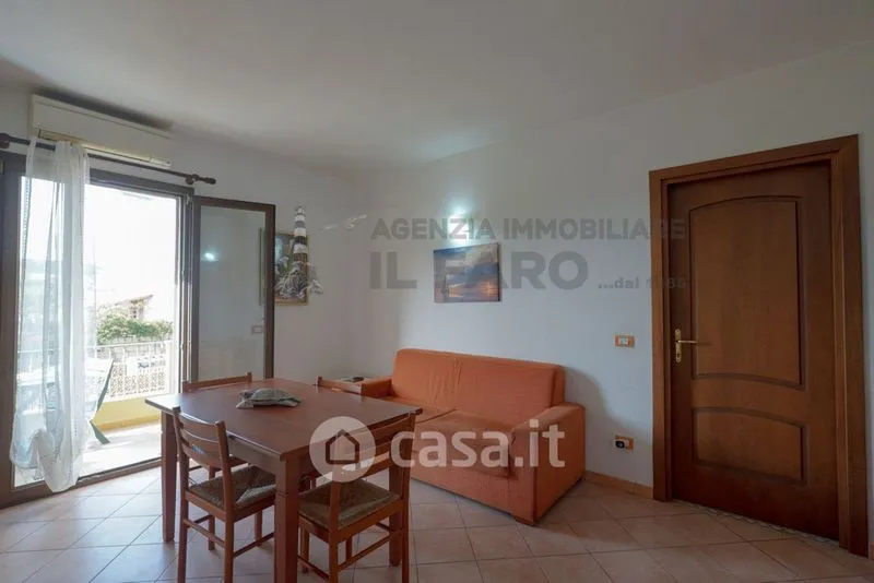 Salle à manger - Trilocale with Balcony in La Maddalena