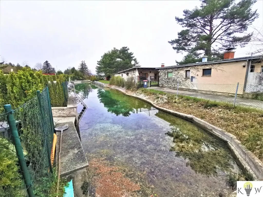 Giardino - House with Private Lake Access in Quiet Location