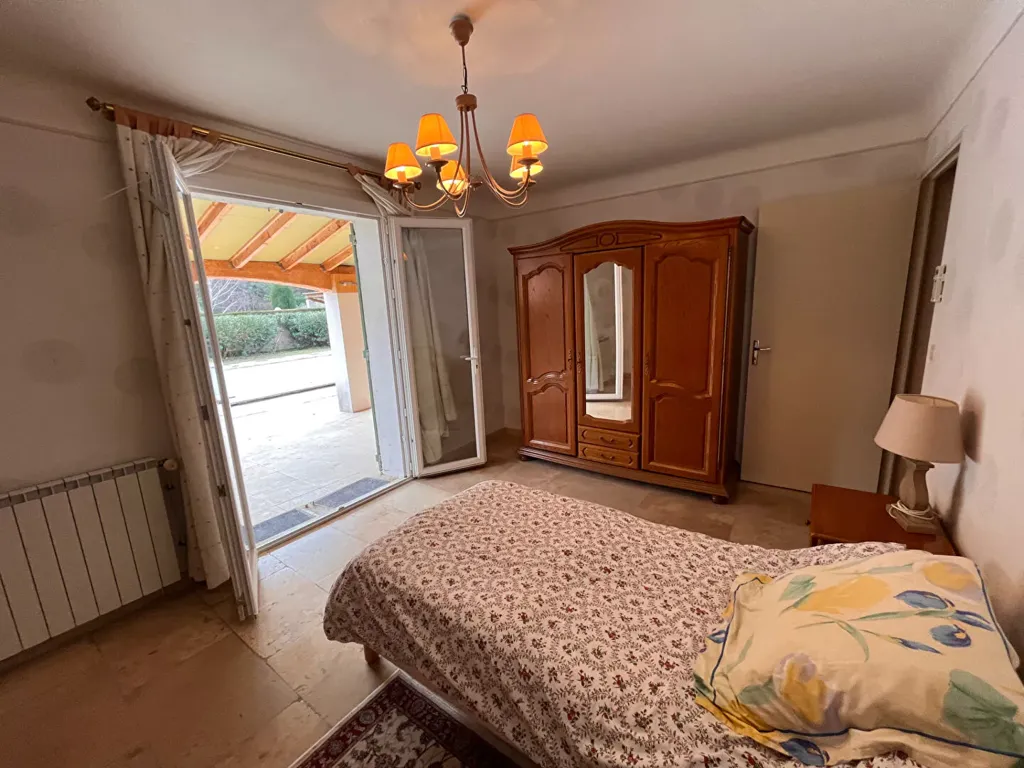 Chambres - Villa avec Annexe et Piscine à Saignon