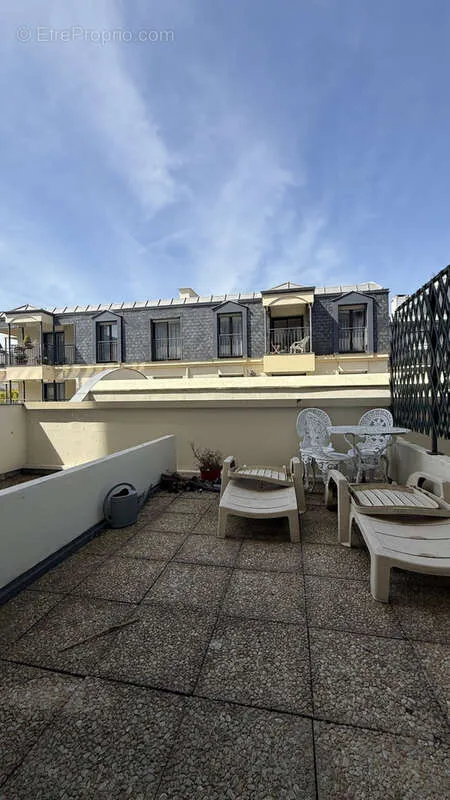 Terrasse - Appartement 3P avec Terrasse à Saint-Germain-en-Laye