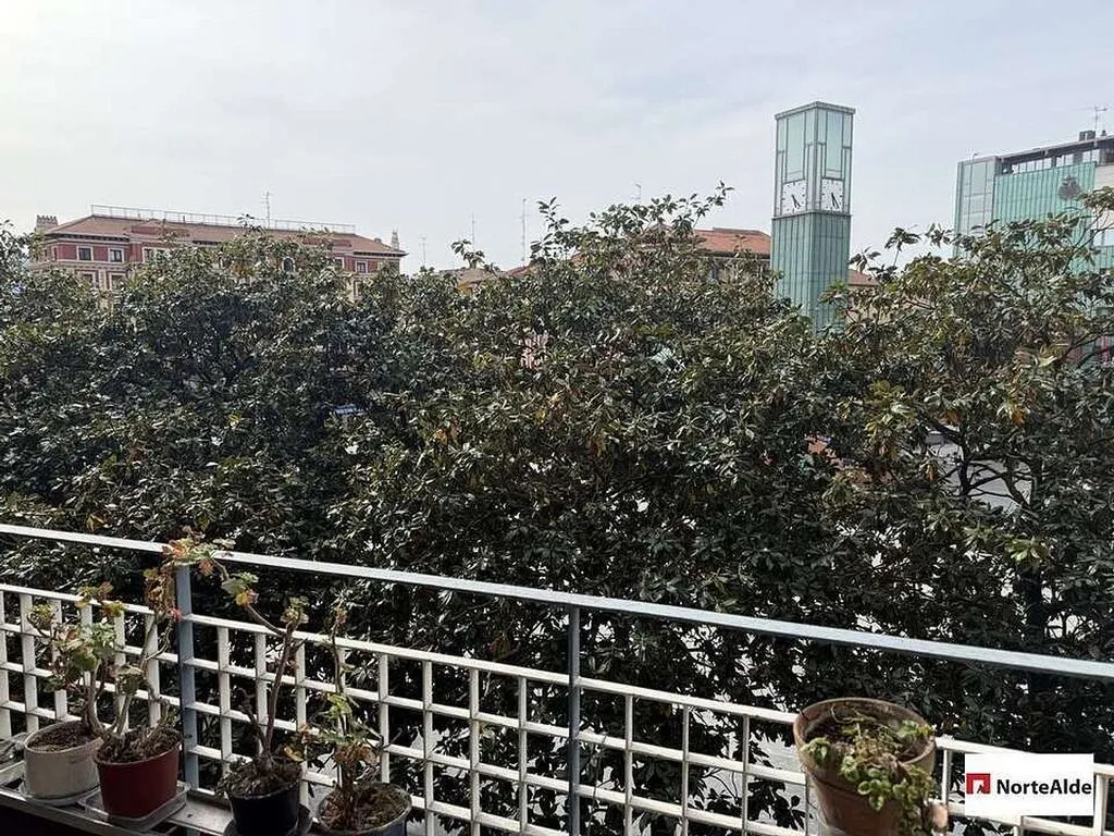 Balcon - Apartment with Balcony and Terrace in Arrontegi Centre