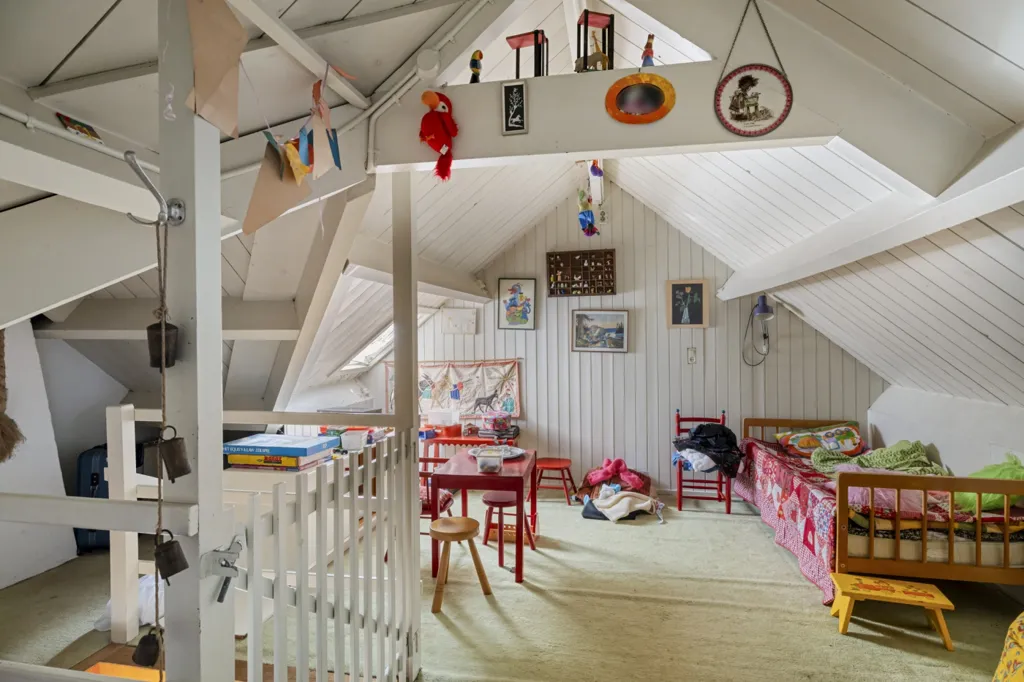 Magamistoad - Free-Standing House with Garden in Breda