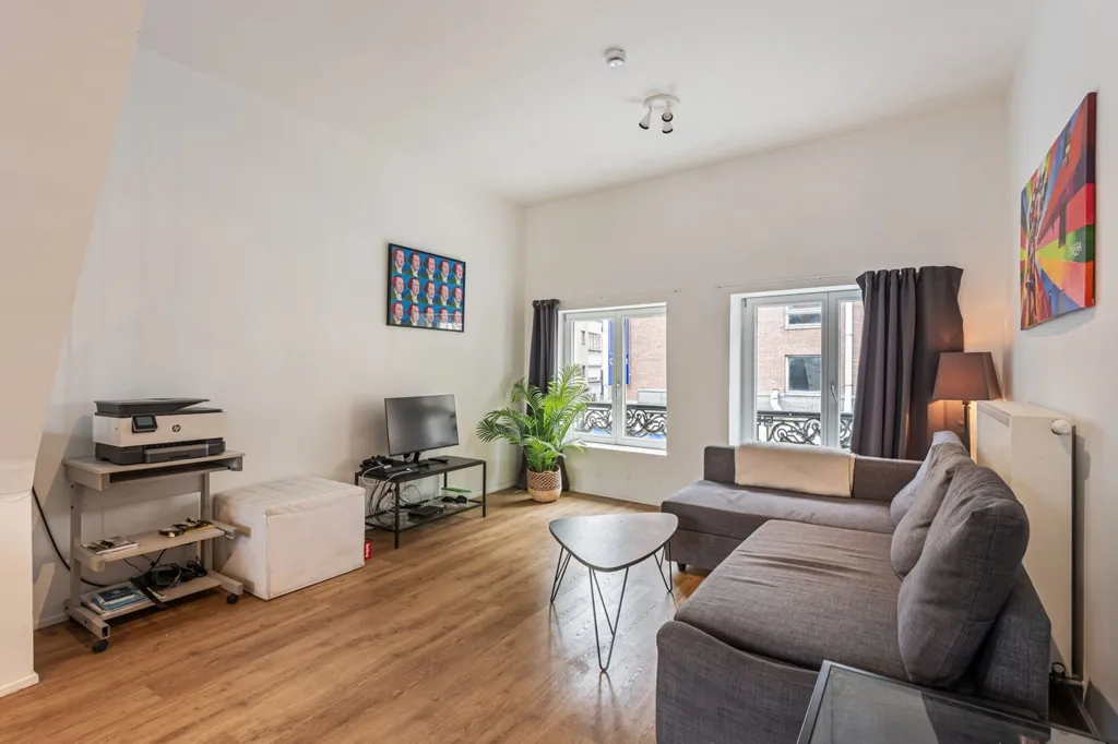Séjour - Appartement Rénové et Énergétique au Centre de Diest