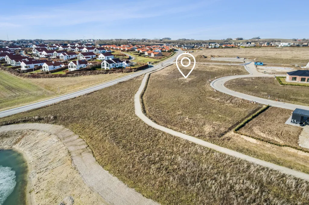 Õhuvaade - Year-Round Plot with 5G Coverage in Rønde