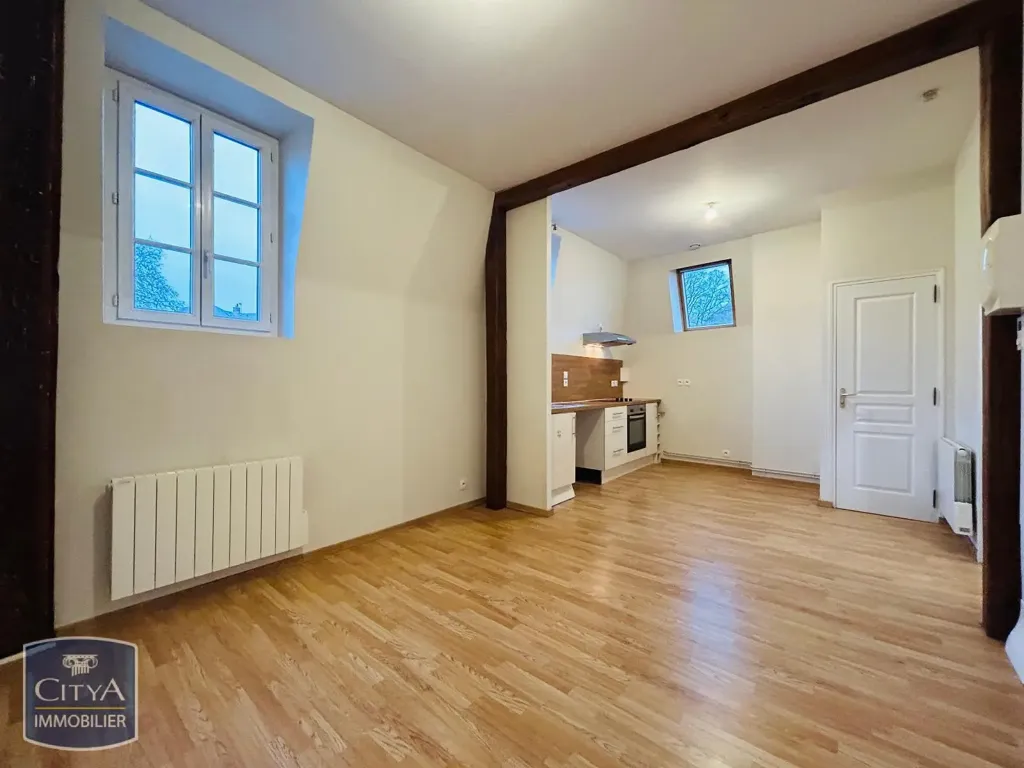 Toad - City Centre Flat with Proximity to Chartres Station