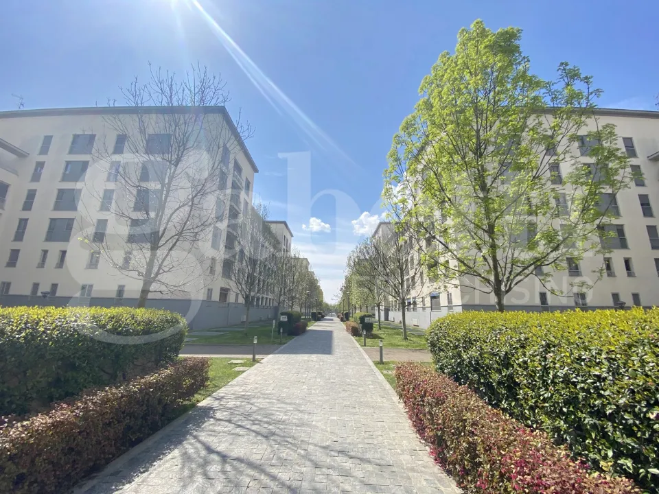 Jardin - Modernised 2-Bedroom Apartment in Milan