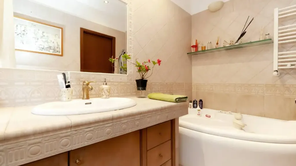 Vannitoad - Attico with 100m² Terrace in Ciampino