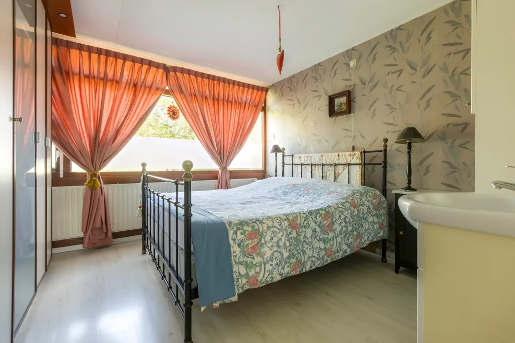 Maison 6 pièces à Ten Boer