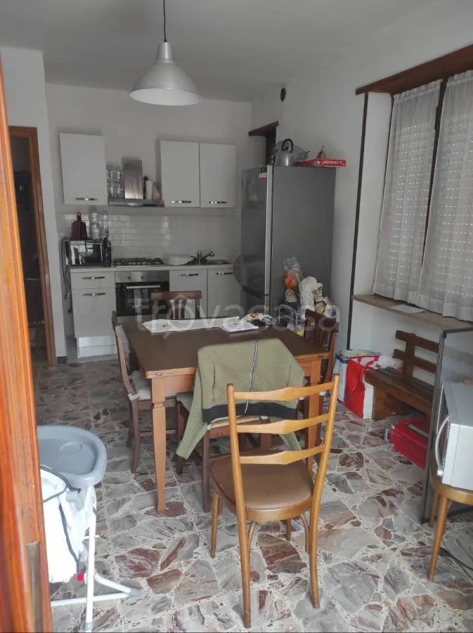 Söögituba - Rustic House with Garden in Cantoira
