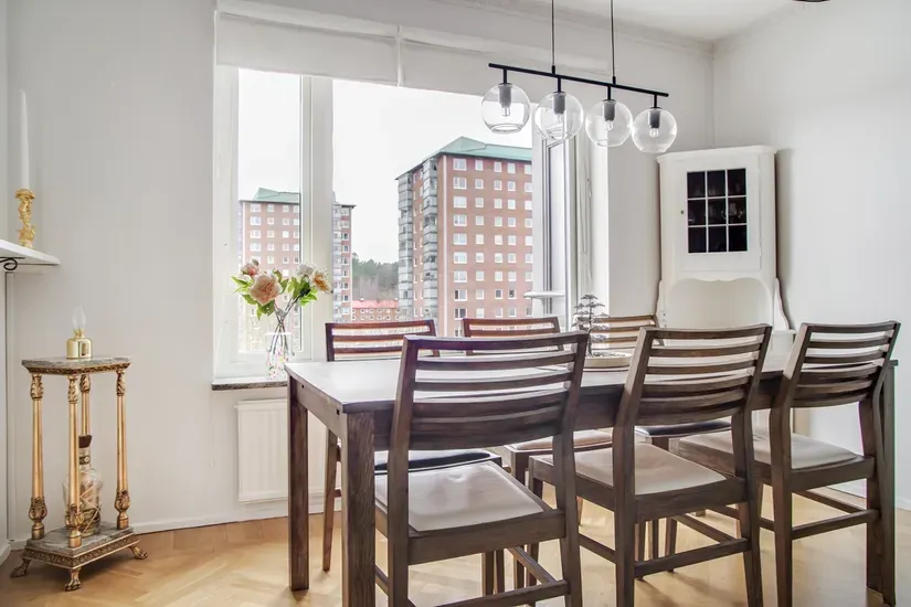 Salle à manger - Spacious Two-Bedroom with Balcony in Ruddalen