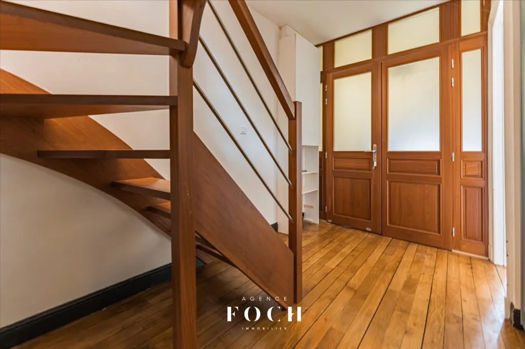 Pièces - Appartement Duplex avec 4 Chambres à Nancy