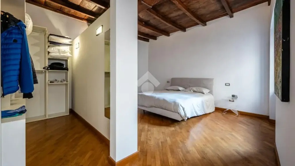 Chambres - Rustic 3-Bedroom Apartment in Saluzzo